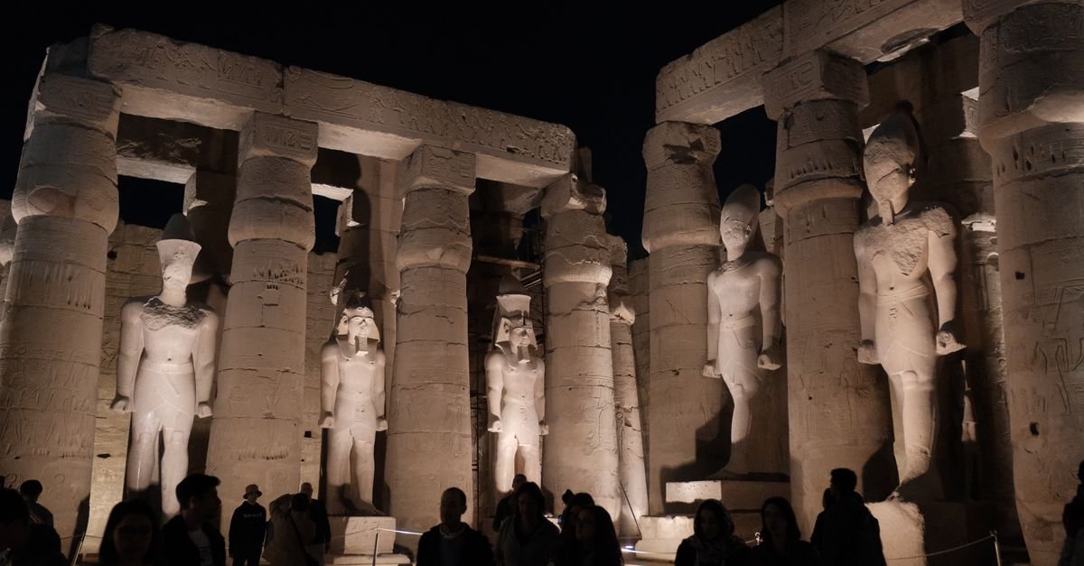 2-Day Luxor Trip from Aswan with Karnak Sound & Light Show