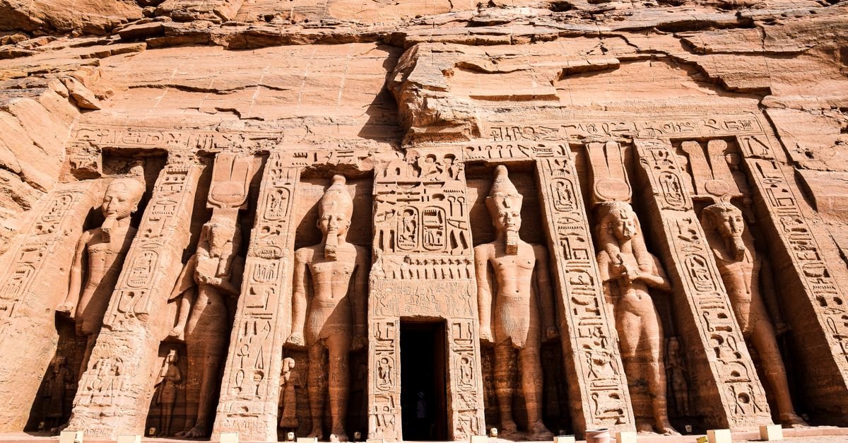 Abu Simbel Day Trip from Luxor – photo 1