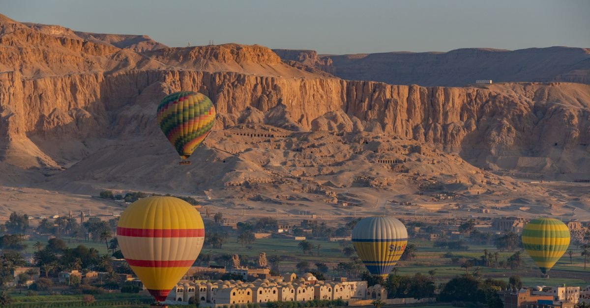 Sunrise Hot Air Balloon Ride over Luxor – photo 5